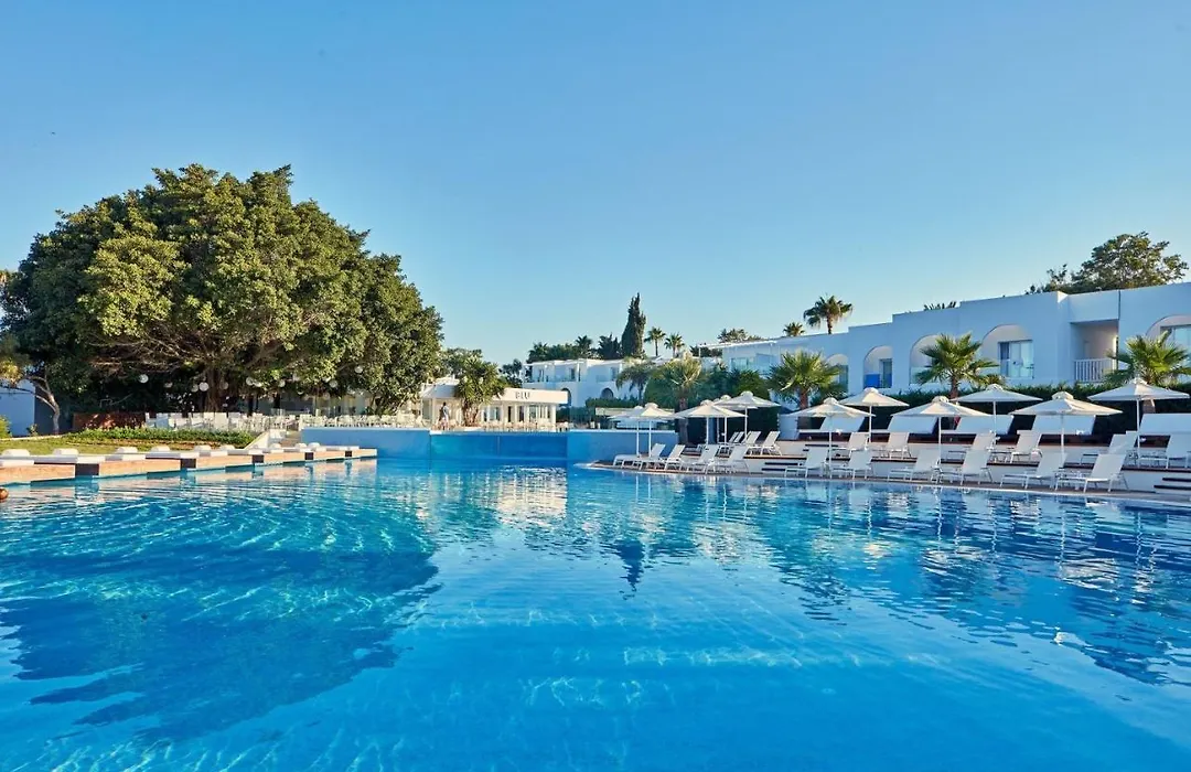 So Nice Beach Resort-1